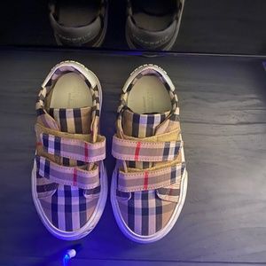 Burberry Sneakers